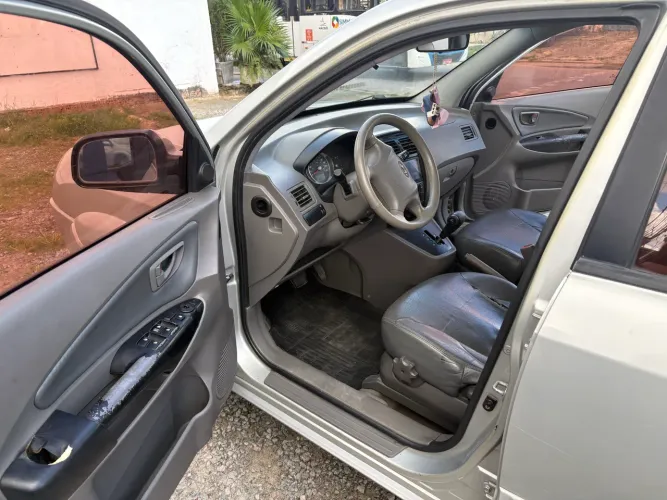 Hyundai Tucson 2.0 16V Aut. 2012