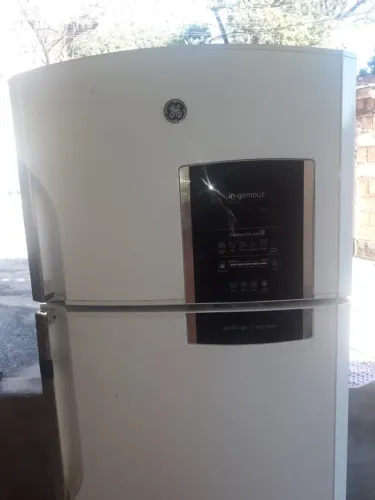 Vende-se Geladeira Ge In-Geniuous Frost