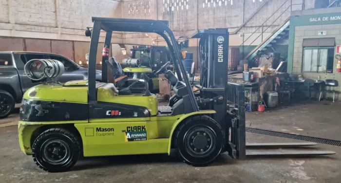 Empilhadeira Clark C55SL - 5,5 toneladas 
