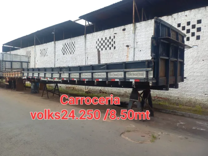 Carroceria muito boa 24.250 Volkswagen 8,50m