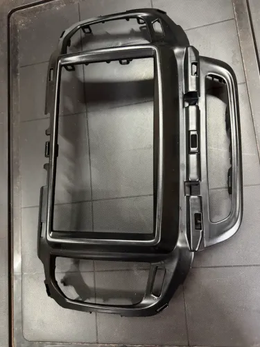 Moldura 2 din 7polegadas fiat TORO