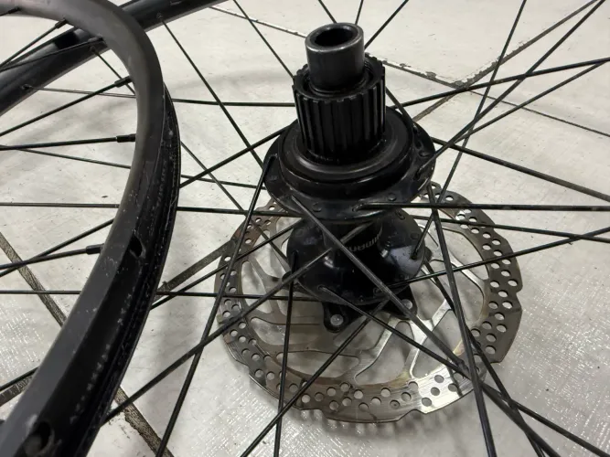 Par Rodas Shimano Micro boost