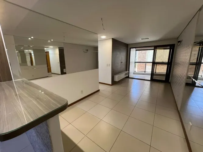 Apartamento 03 quartos, 01 suíte, 73m², 01 vaga coberta, no bairro da Ponta Verde