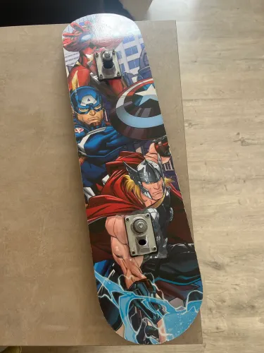 Shape skate avengers iron man