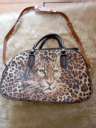 Bolsa de viagem usado