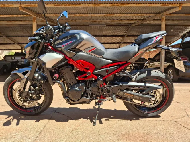 Kawasaki Z900