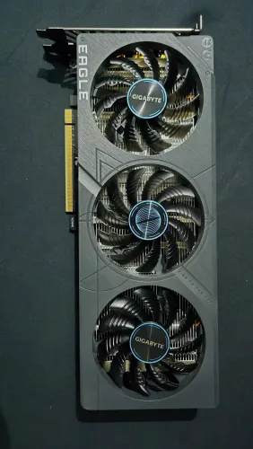 RTX 4060 (NA GARANTIA)