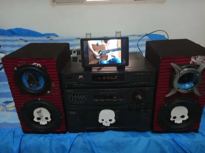 som residencial sony adaptado tela  7 polegada touch sreen 