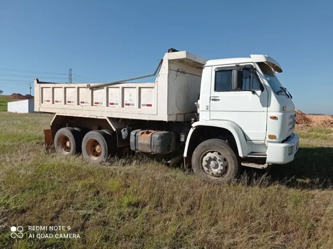 Caminhão caçamba VW 17 210