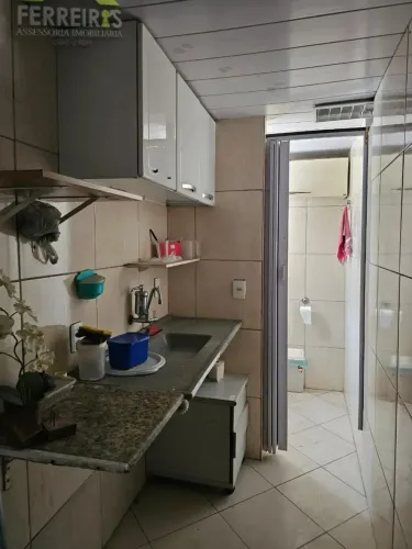 Loja grande em Saracuruna centro comercial