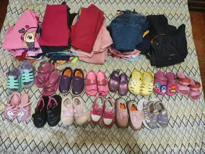 Roupas infantis excelente estado de conservação faixa etária 2 a 4 anos