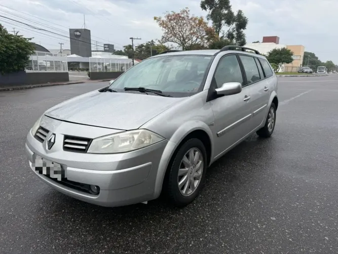 Renault Megane Grand Tour Dynam. Hi-flex 1.6 16V 2013