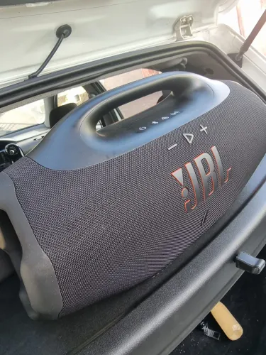 JBL BOMBOX 4
