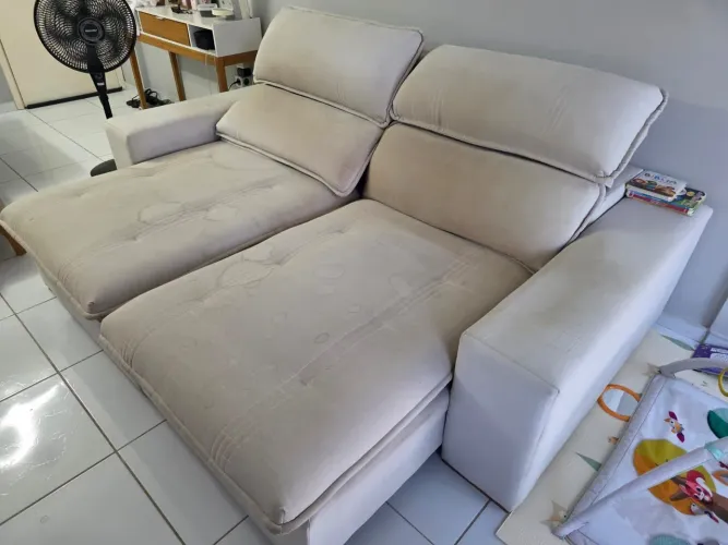 Sofá retrátil e reclinável da oficina design