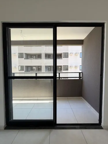 Porta de vidro c/ alumínio preto