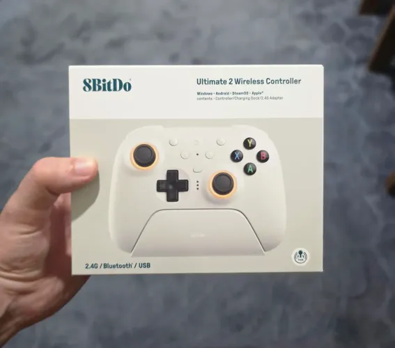 Controle Sem Fio 8BitDo Ultimate 2 para PC e Android com Joysticks TMR