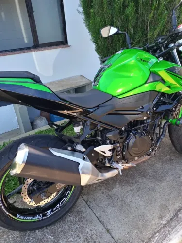 Kawasaki z400