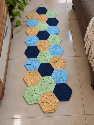 Tapete em croche hexagonal