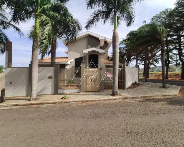 Casa de alto padrão para locação Zona Norte Marília/SP