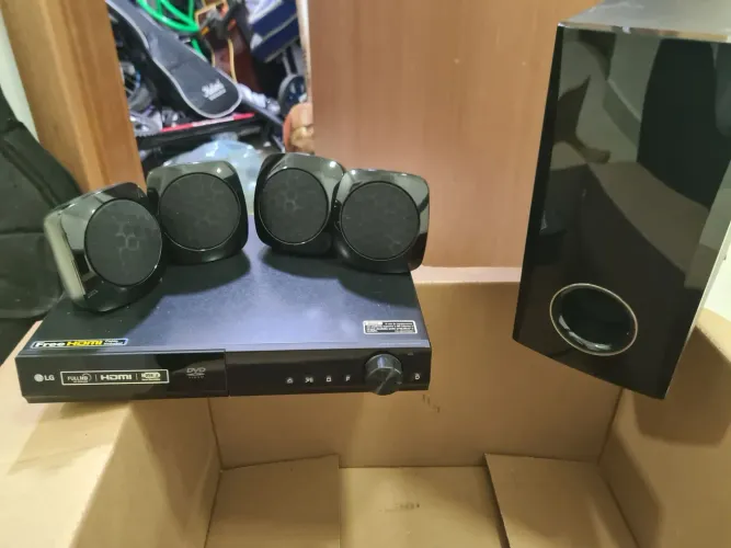 Home Theater LG modelo DH4130, sistema 5.1 330w