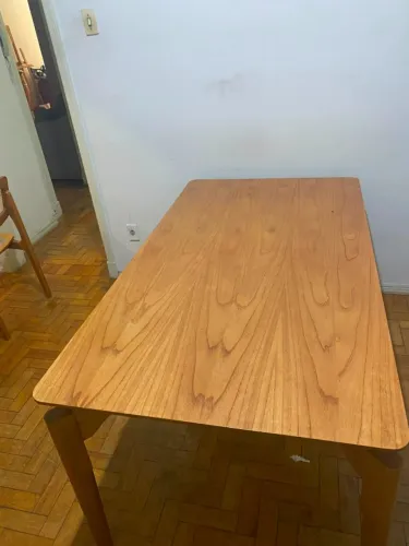Vendo mesa de jantar da Fábrica Rafana em excelente estado