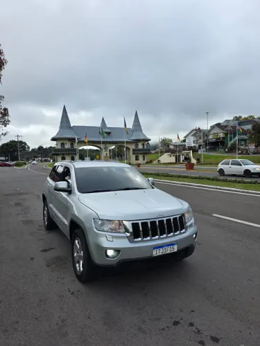 Jeep Grand Cherokee Laredo 3.6 4X4 V6 Aut. 2012