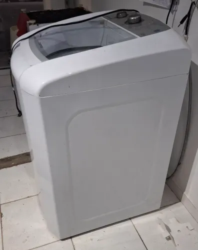 Vende-se máquina de lavar colormaq