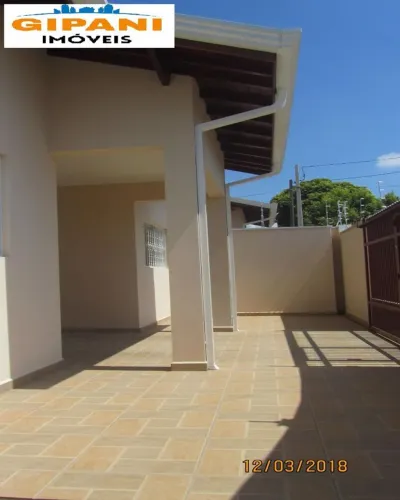 Casa com 2 dormitórios para alugar, 85 m² por R$ 2.464,26/mês - Jardim Europa - Jaguariúna