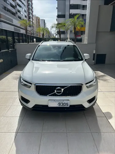 Volvo XC40 T-4 2.0 190cv FWD 2020