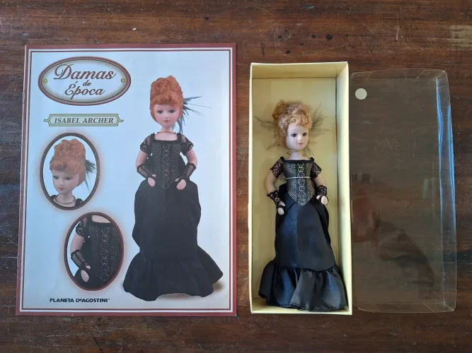Elizabeth Bennet Boneca Damas da Época Planeta DeAgostini com Fascículo