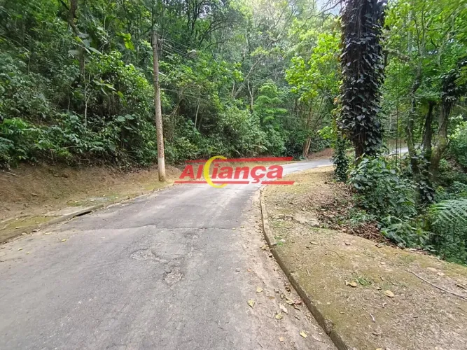 Terreno com escritura no condomínio Arujazinho II em Arujá