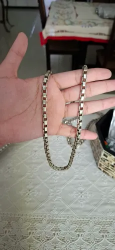 Corrente de prata 52cm (precisa limpar)
