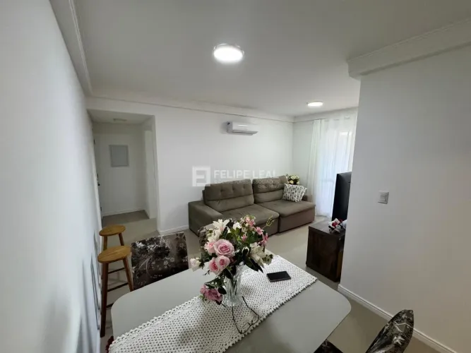 Apartamento em Barreiros - São José