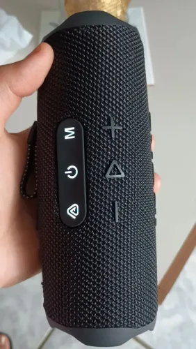 Caixa de Som Bluetooth - Resistente à água IP6