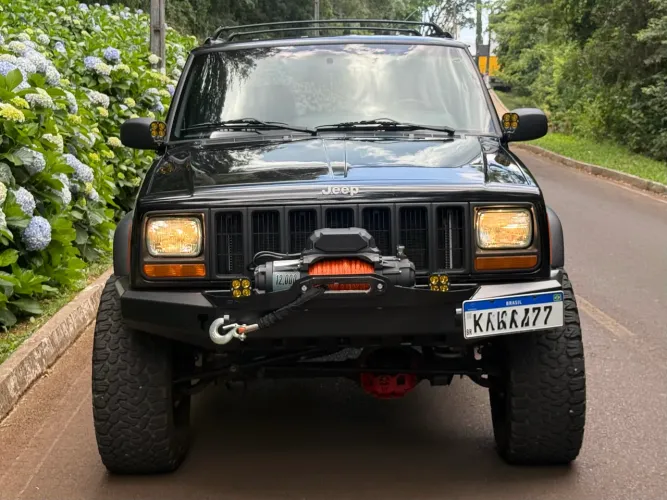 Jeep Cherokee Sport 4.0 Mec./aut. 1998