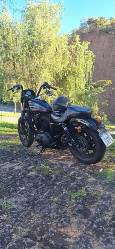 Harley iron sportster 1200