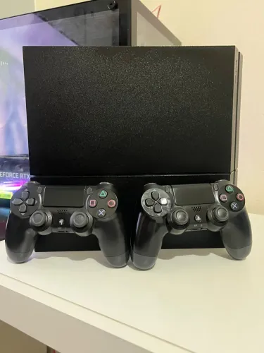 PS4 500GB à Venda com garantia 