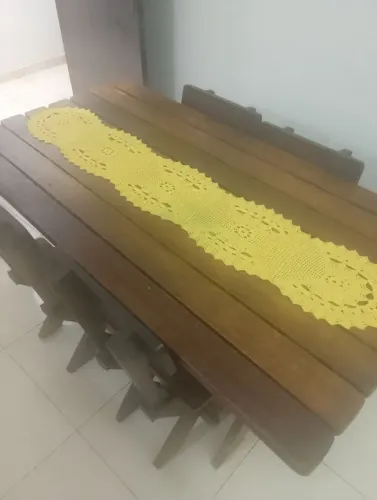 Mesa com Cadeiras Madeira Maciça