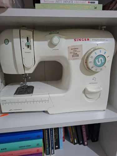 Maquina de costurar Singer