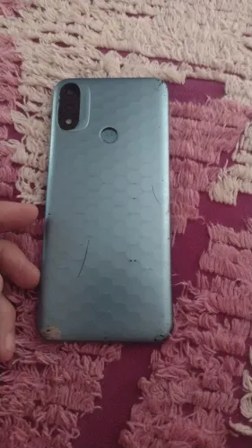 Vendo dois celulares pra retirada de peça. 