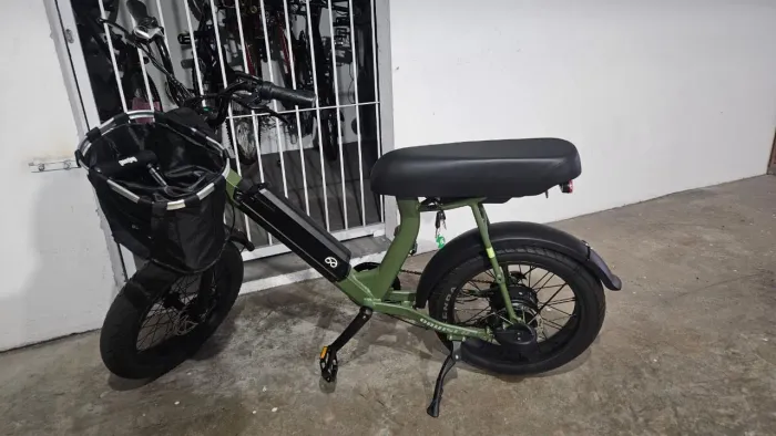 Bicicleta Elétrica LEV 700W (Muito Nova)