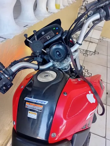 VENDE-SE YAMAHA CROSSER
