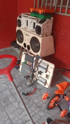 Som automotivo