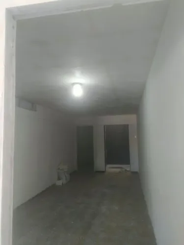 Gesseiro e pintura