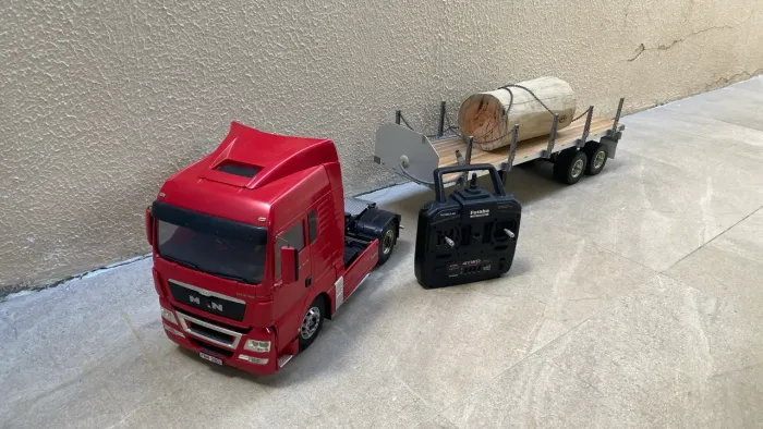 Vendo Conjunto Truck MAN 1/14 Rádio Futaba MFC 01