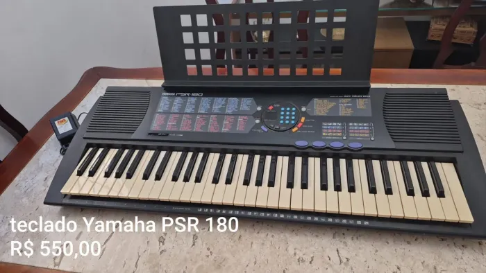 TECLADO YAMAHA