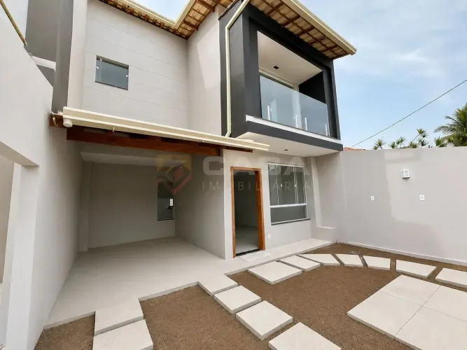Casa com 3 quartos, 1 suíte, 2 vagas nova moderna com 3 quartos e suíte master 3 quadras