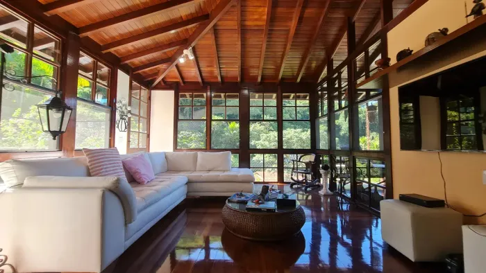 Excelente Casa no Condominio Grotão em Itaipu - Niterói