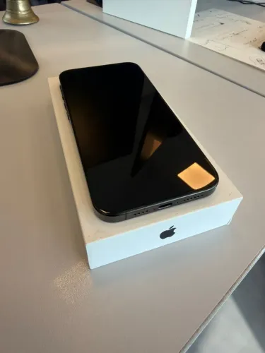 iPhone 15 Prox Max | 256gb | Black Titanium