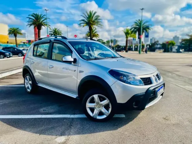 Renault Sandero Stepway Hi-flex 1.6 16V 5P 2011